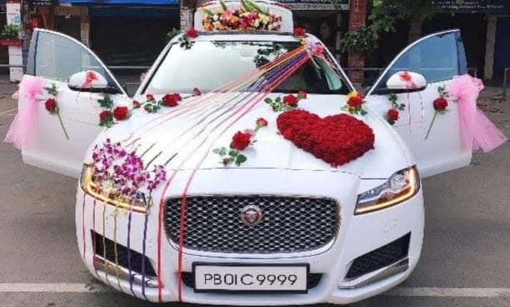 Royal Heart Floral Decoration – Jaguar Wedding Edition