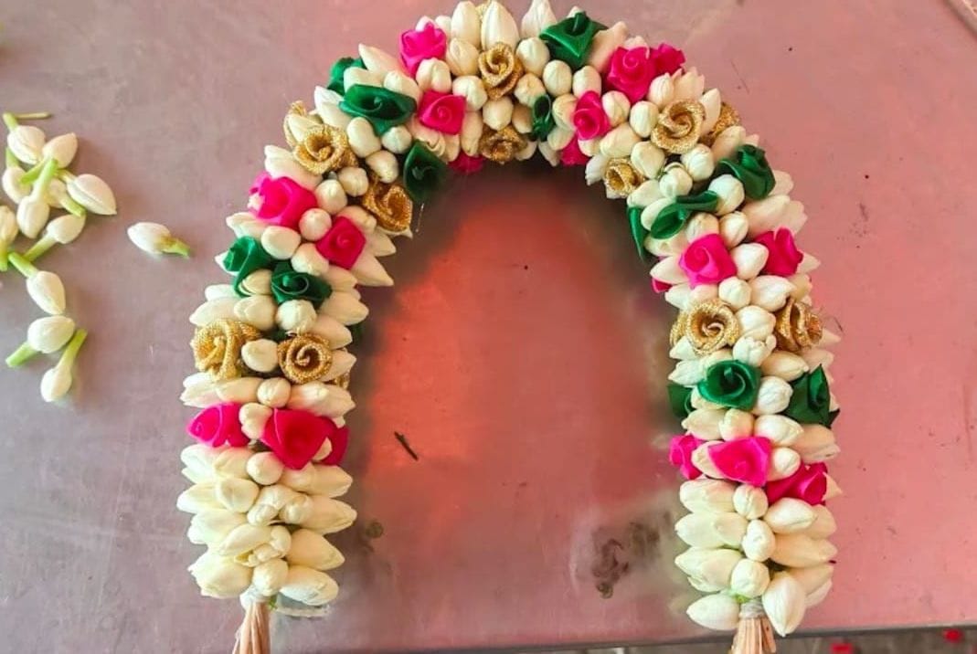 Festive Jasmine Gajra with Multicolor Satin Roses
